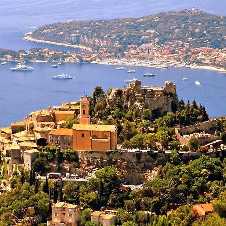 Eze - Appartement Dans Bas De Villa Avec Piscine Pres De Monaco エクステリア 写真
