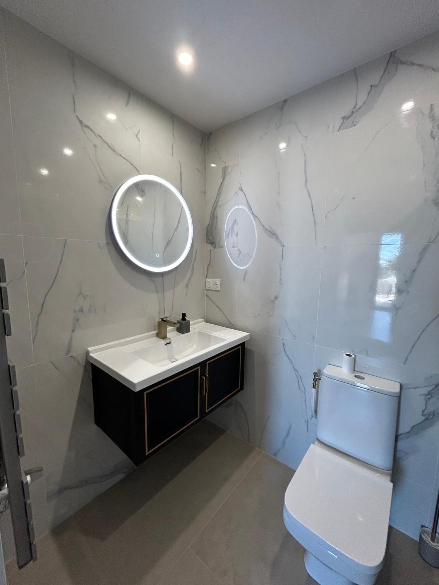 Eze - Appartement Dans Bas De Villa Avec Piscine Pres De Monaco エクステリア 写真